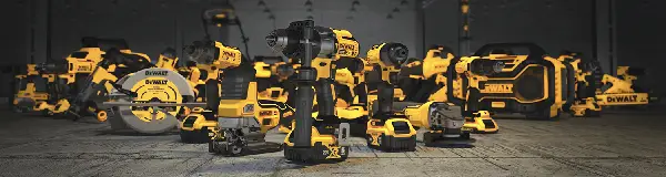 DEWALT 100 Anos Banner